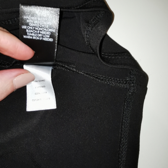 Torrid size 0 black lace sleeve tee - Picture 8 of 8